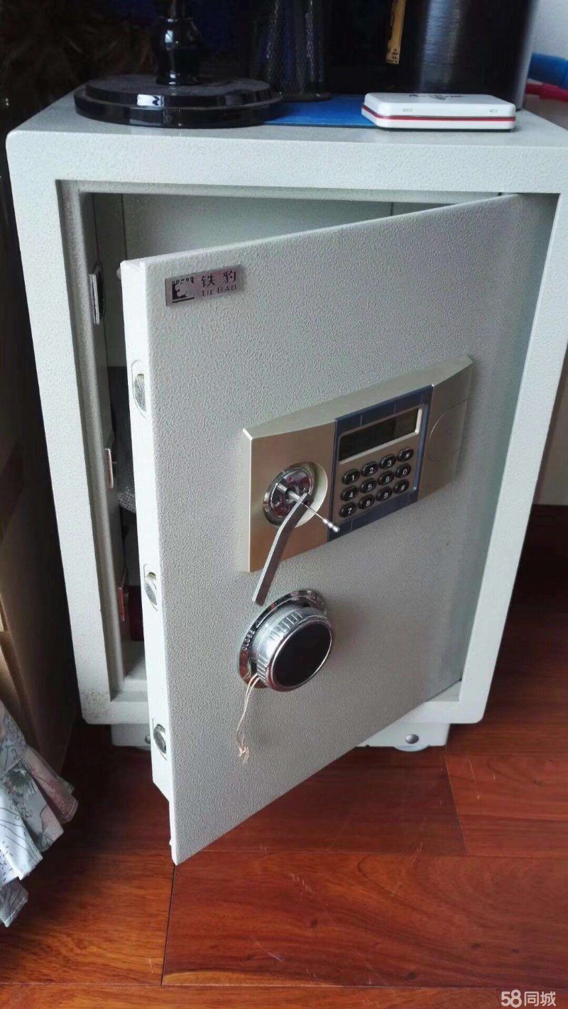 开锁电话，守护家庭安全的隐形英雄